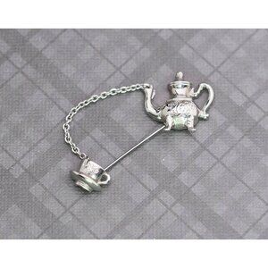 Vintage Victorian Silver Tone Tea Kettle Stick Pin by Avon G14